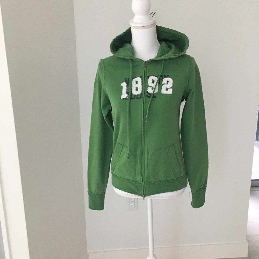 MOOSE EST 1892  logo full zip hoodie size M